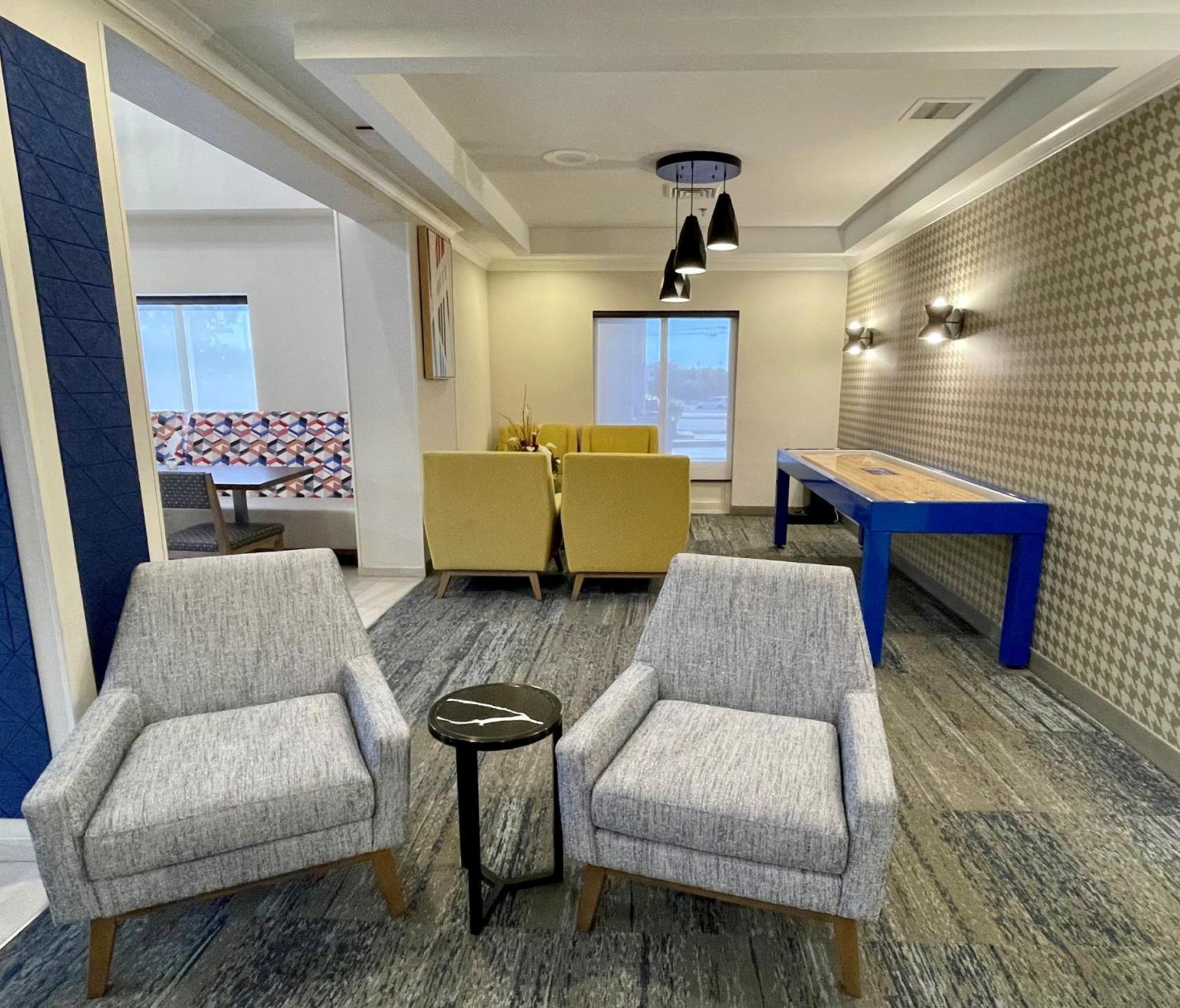Holiday Inn Express & Suites - Tuscaloosa-University By Ihg Zewnętrze zdjęcie