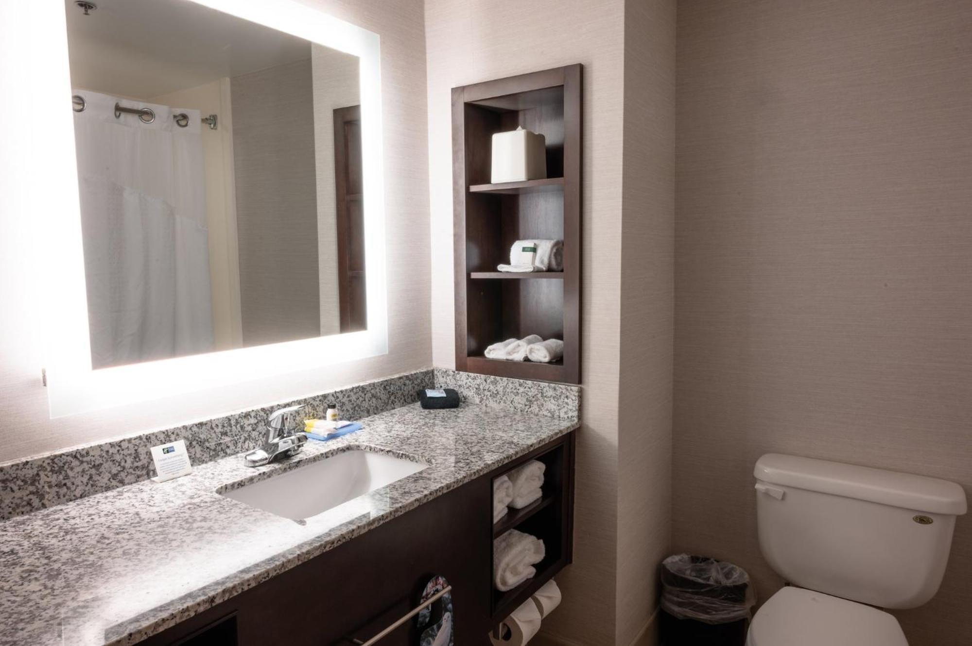Holiday Inn Express & Suites - Tuscaloosa-University By Ihg Zewnętrze zdjęcie